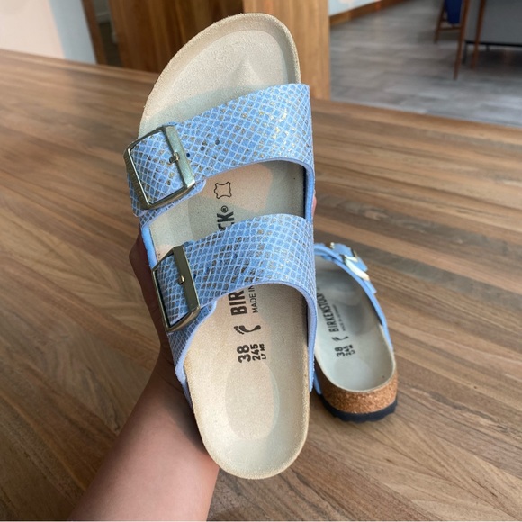 NWOT Birkenstock Arizona dusty blue flat shiny python sandals, size 38 - Picture 14 of 14